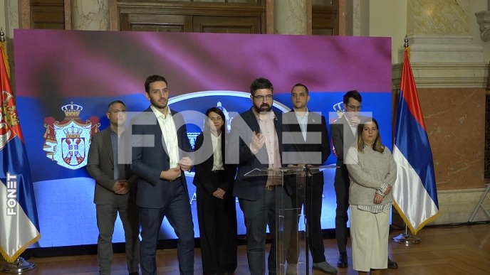 Vučić usamljen u Briselu