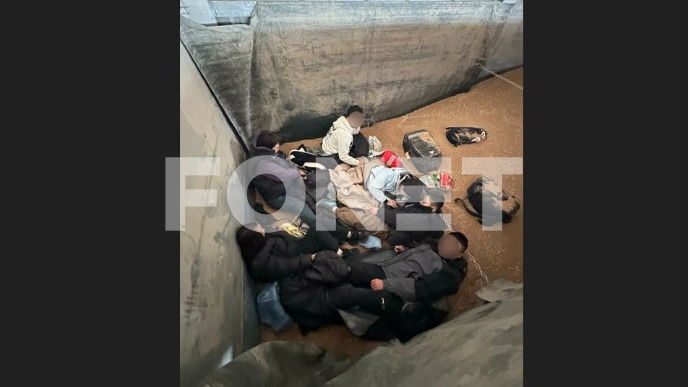 Migranti u kamionu pšenice 