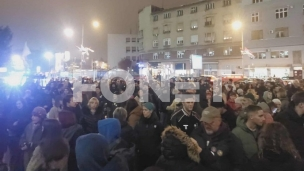 Skup podrške ispred Banovine