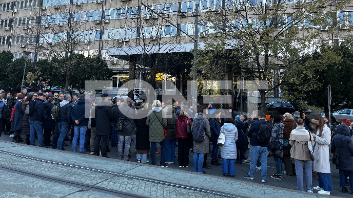 Tišina u Nemanjinoj