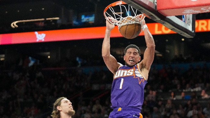 Feniks - San Antonio 111:102