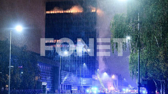 Neizbežno rušenje nebodera