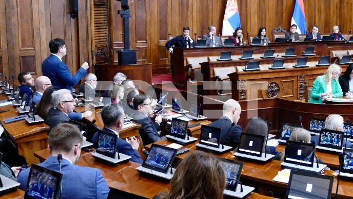 Polemika opozicije i vlasti