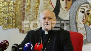 Pitanje dolaska pape otvoreno