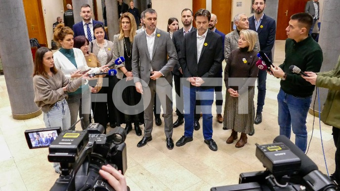 Odbornici napustili sednicu