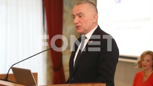 Vujić da podnese ostavku