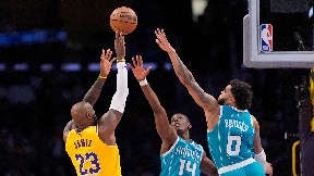 Šarlot - LA Lejkers 135:117