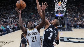 Nju Orleans - San Antonio 104:95