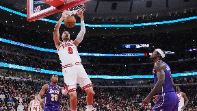 LA Lejkers - Čikago 129:118