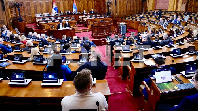 Procesuirati one koji prete