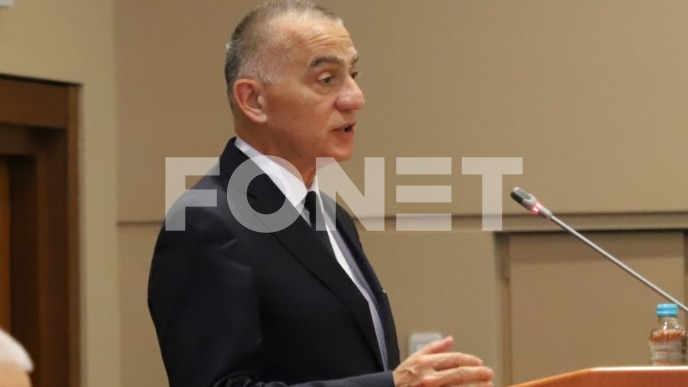 U petak sastanak tima