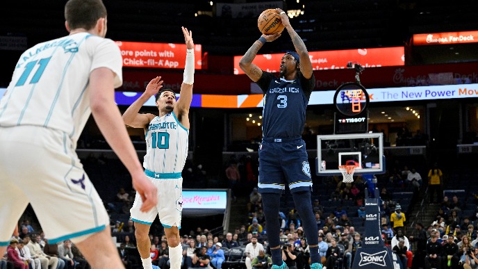 Šarlot - Memfis 112:97