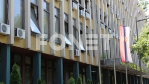 Protesti i pozivi na obustavu