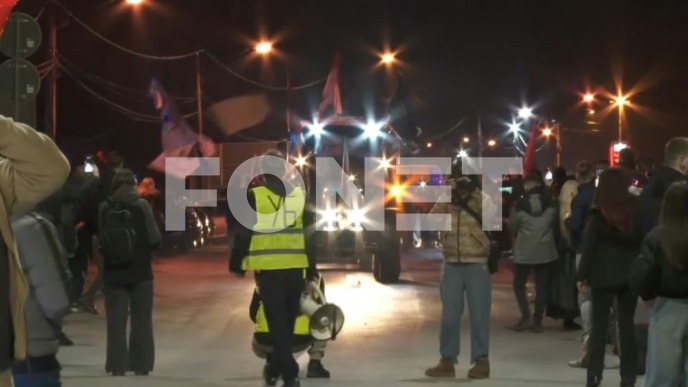 Policija i dva skupa u Ubu