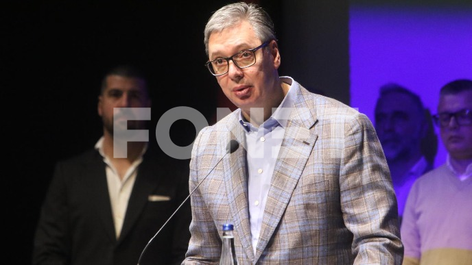 Stvara se novi par moći