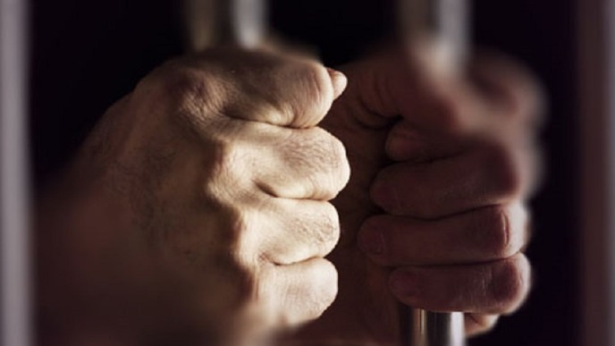 Pritvor do mesec dana 