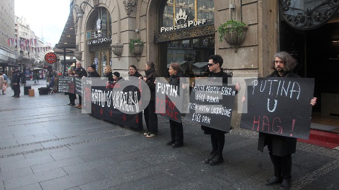 Stop ratu u Ukrajini