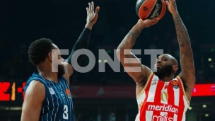 Zvezda pobedila Efes