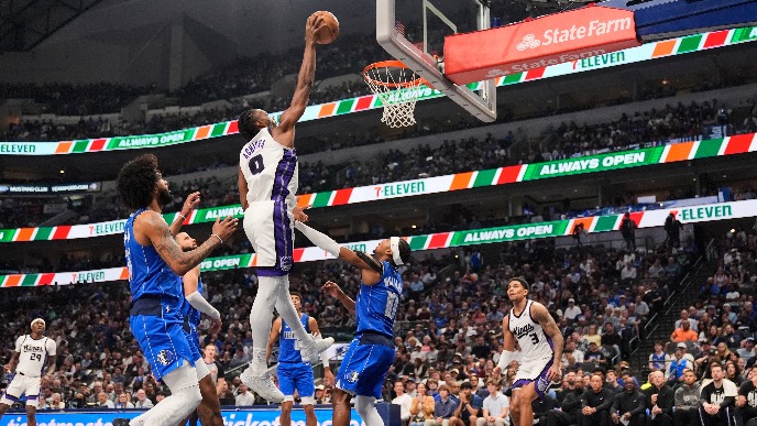 Sakramento - Dalas 130:121