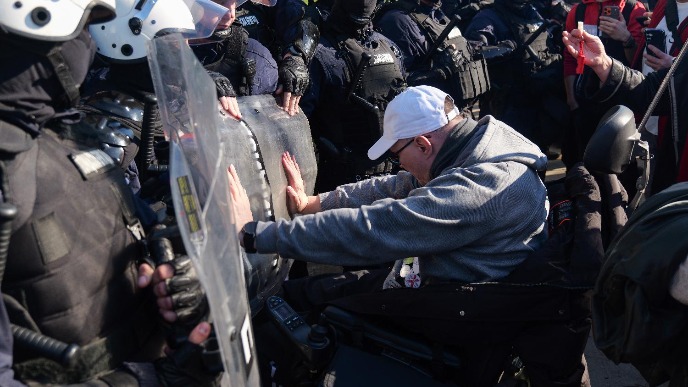 N1: Privedena jedna osoba