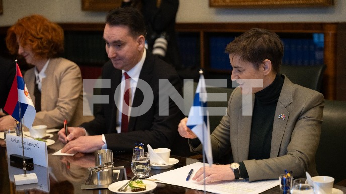 Promeniti stavove o Srbiji