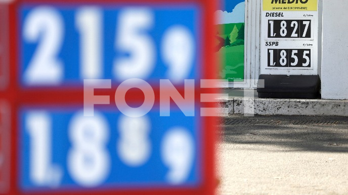 Iranskom naftom protiv Irana