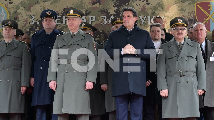 Ozbiljna oružana sila