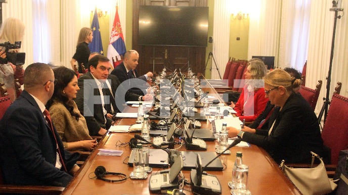 Vlast izložena nasilju