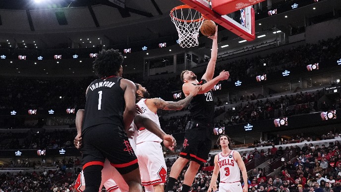 Čikago - Hjuston 132:124