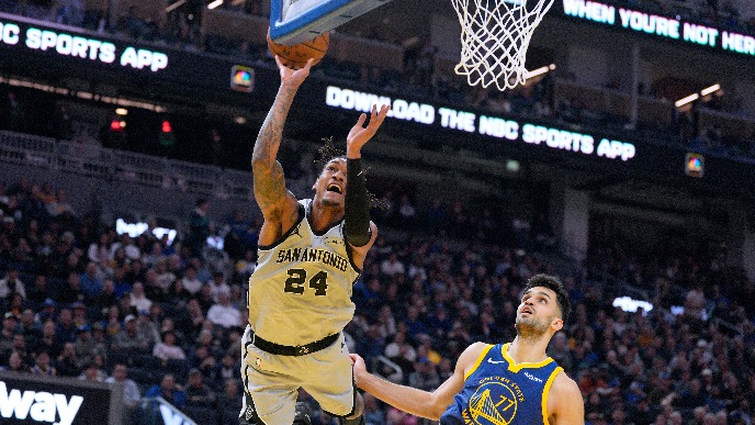 San Antonio - Voriors 127:113