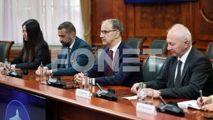 Četitka patrijarhu i vernicima