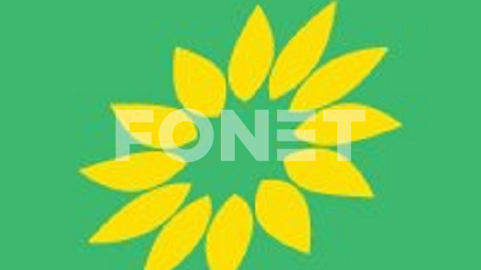 Vlast potkopava EU put Srbije 