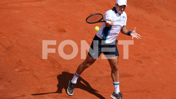 Lajović pobedio Sonega