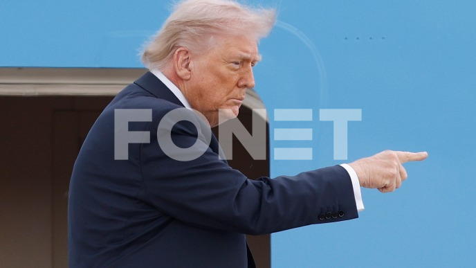 Tramp na večeri s novinarima