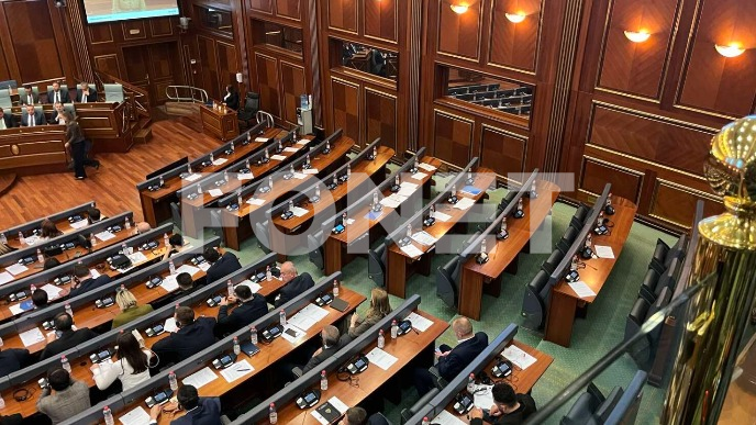 Sutra nastavak skupštine