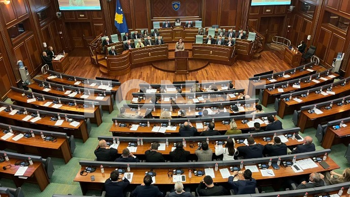 Sednica odložena za 23 sata 