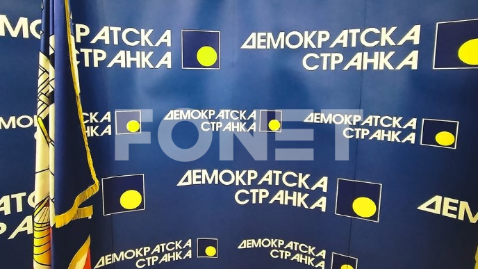 Brnabić ukrala transparent