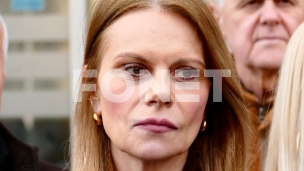 Kasne a dobijaju milione 