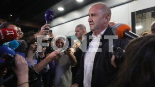 Čestitka Radevu na funkciji