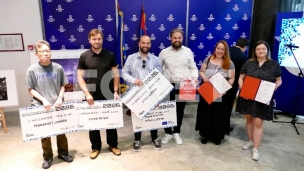 Demokratija i skoboda