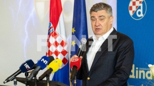 Vučić nastavlja da plaši Srbe