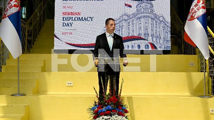 Posvećenost miru i dijalogu