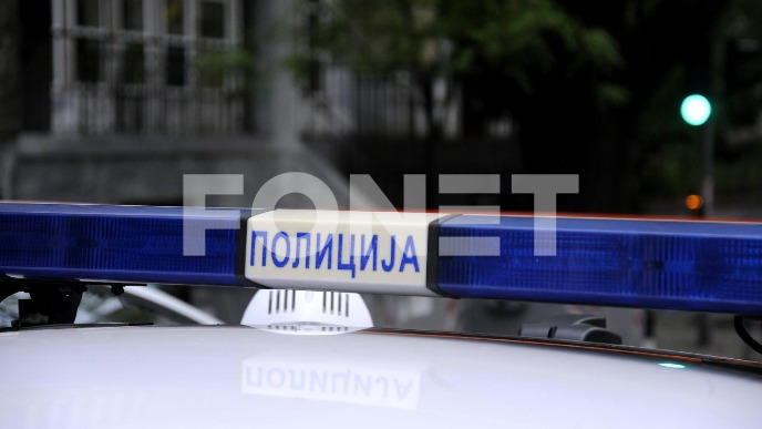Oštećena vozila u pokušaju bega 