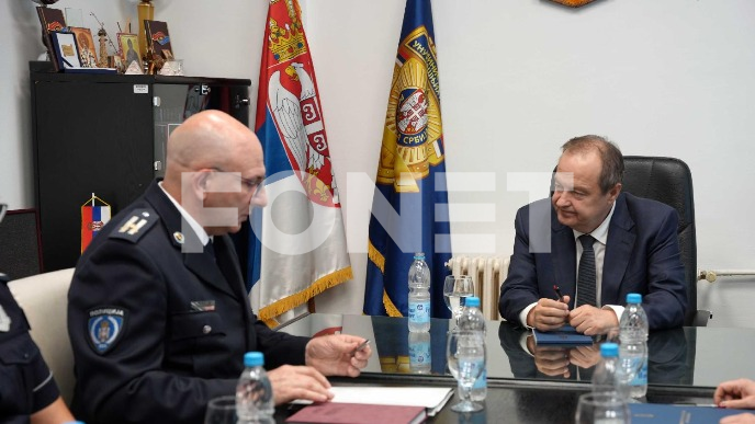 Laž o upotrebi zvučnog topa