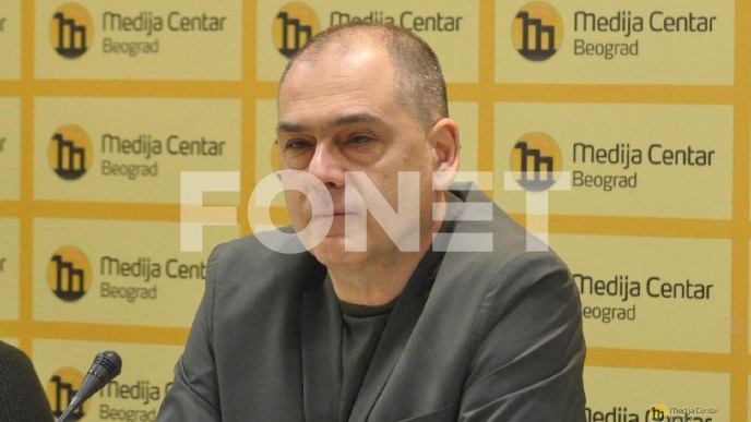 Morao sam da napustim Srbiju