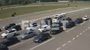 Putnici čekaju pola sata 