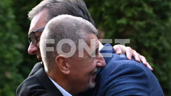 Vučić ugostio Babiša