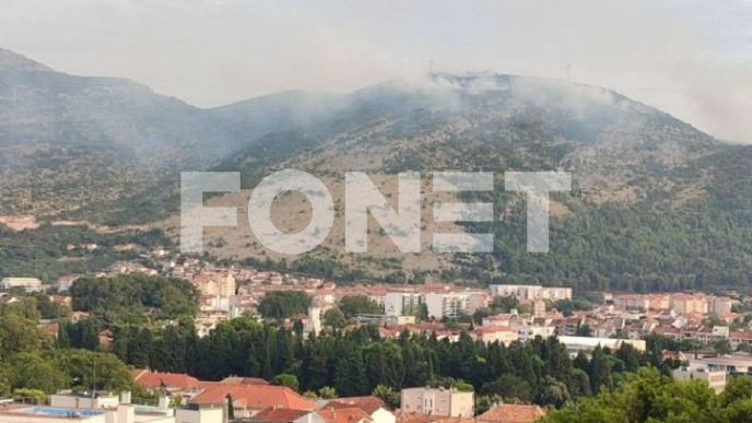 Borba sa vatrom traje 