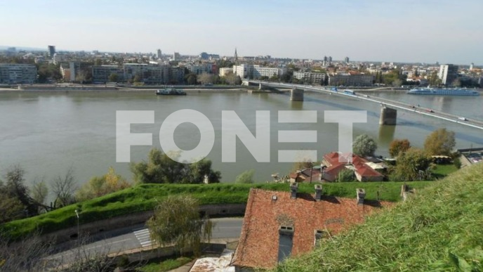 Sunčano i veoma toplo