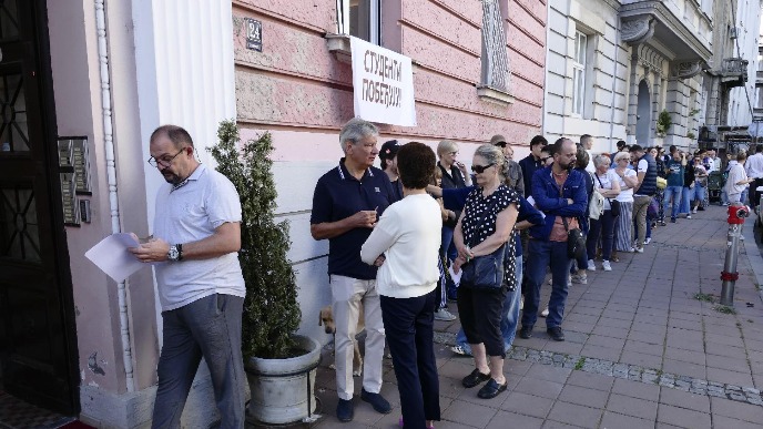 I sutra prikupljanje potpisa za studente